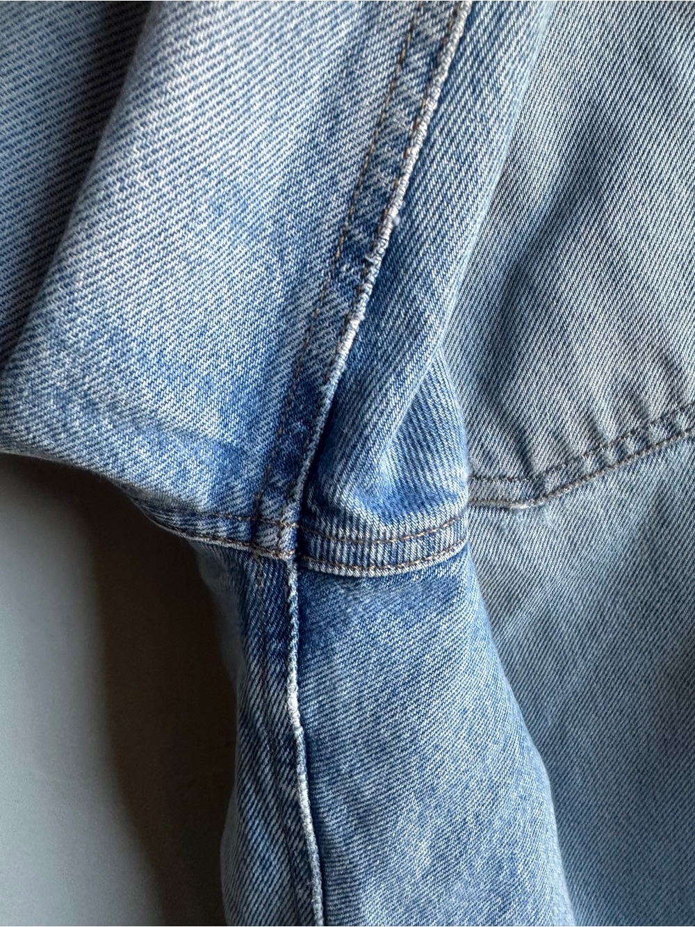 AGOLDE 90s Crop Distressed Jeans 27 Vintage Wash Straight Leg Denim - Picture 3 of 13
